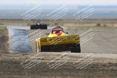 media/Oct-26-2025-CalClub SCCA (Sun) [[8ce1e69566]]/Group 6/Grapevine/